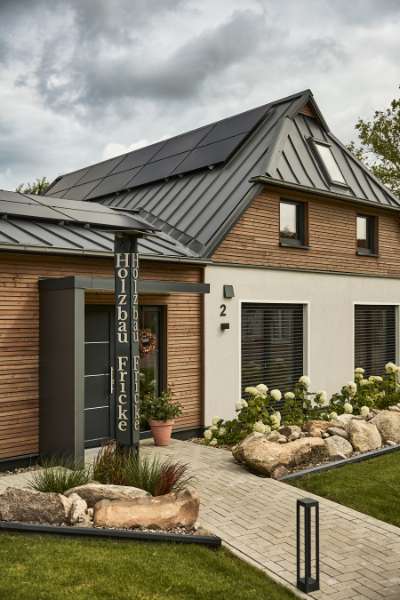 Charming combination of wood and steel profiles, Im Ziek 1, 27374 Visselhövede, Germany